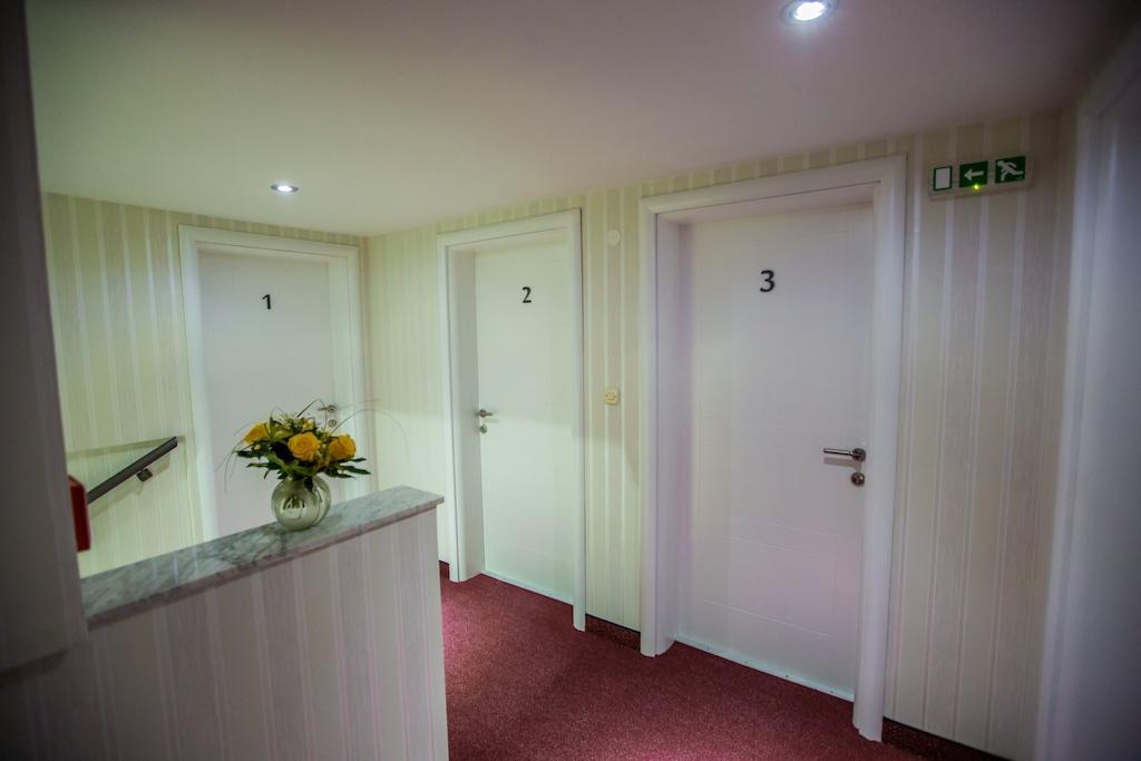 Apartments And Rooms Millennium Ogulin Exterior foto
