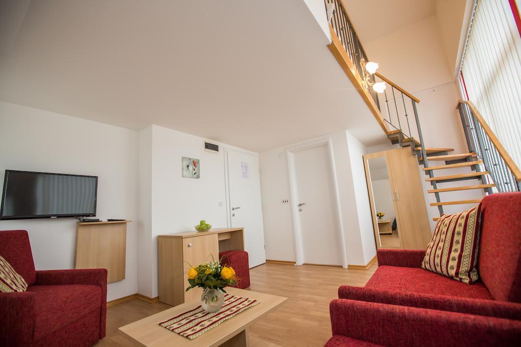 Apartments And Rooms Millennium Ogulin Cameră foto